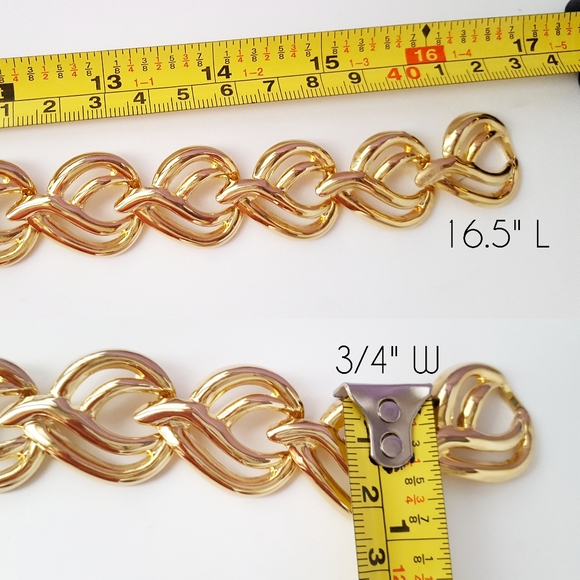Gold Tone Inter-Linked Chain Short Necklace - Picture 8 of 8